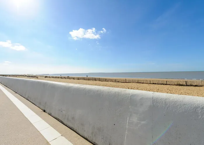 T2 A 50m De La Plage, Balcon, Wifi, Confort, 4 Pers, - Fr-1-535-9 Apartmán Châtelaillon-Plage