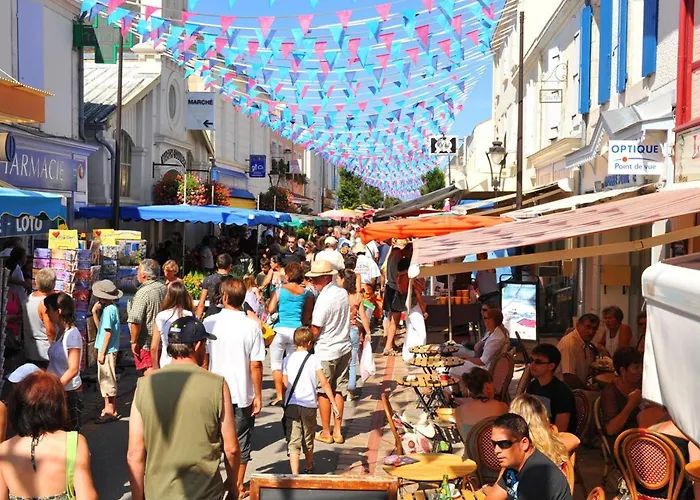 T2 A 50m De La Plage, Balcon, Wifi, Confort, 4 Pers, - Fr-1-535-9 * Châtelaillon-Plage